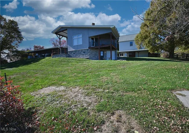 Photo 3 of Single family home for sale at 16971 Park Way, East Liverpool, OH 43920 | MLS# 5175946 | Listing updated on 2026-07-02