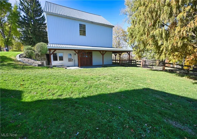 Photo 4 of Single family home for sale at 16971 Park Way, East Liverpool, OH 43920 | MLS# 5175946 | Listing updated on 2026-07-02