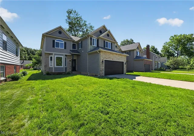 2nd image of 487 Parkside Dr, Bay Village, OH 44140 | MLS# 5175611
