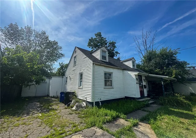 Homes for sale in Cleveland, OH | 4226 E 164Th St, Cleveland, OH 44128 | MLS# 5176002