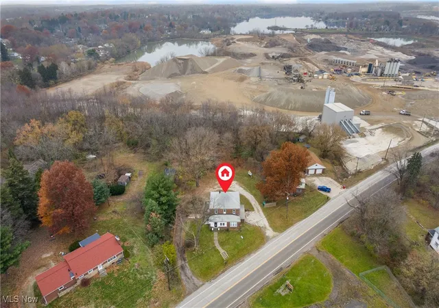 3rd image of 2823 Columbus Rd Ne, Canton, OH 44705 | MLS# 5175784