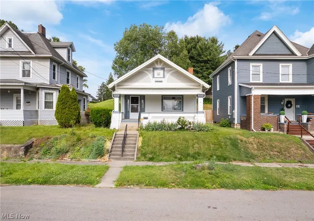 Homes for sale in Massillon, OH | 827 9th St Sw, Massillon, OH 44647 | MLS# 5175869