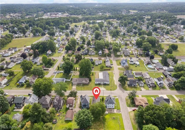 Homes for sale in Massillon, OH | 827 9th St Sw, Massillon, OH 44647 | MLS# 5175869