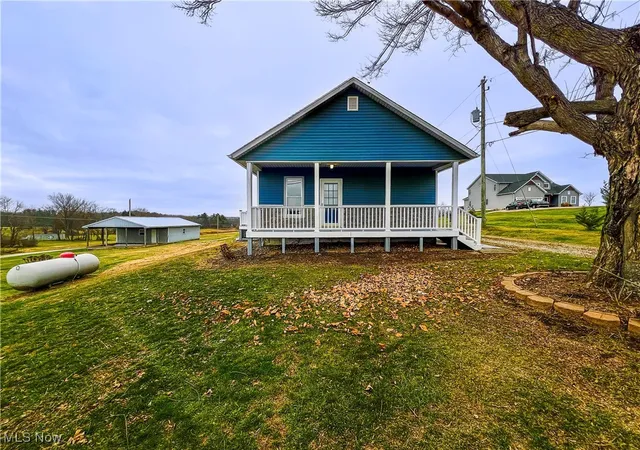 2nd image of 3895 Adamsville Rd, Zanesville, OH 43701 | MLS# 5176079