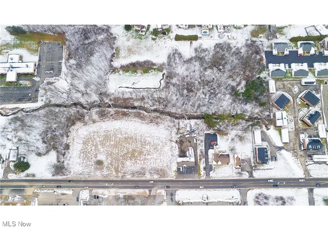 5th image of 1242 W Western Reserve Rd, Youngstown, OH 44514 | MLS# 5176298