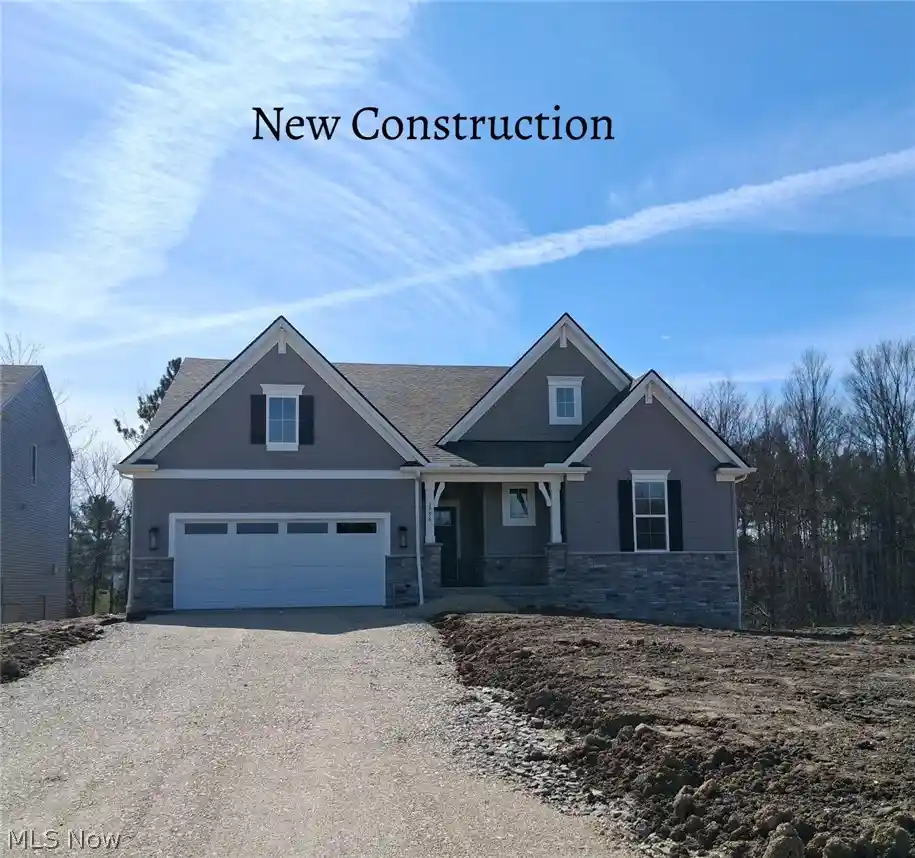 Photo 1 of Sale Pending at 2798 Grayson Dr, Medina, OH 44256 | MLS# 5176416 | Listing updated on 2026-10-09
