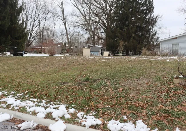 1st image of 223 20th St Se, Massillon, OH 44646 | MLS# 5176524