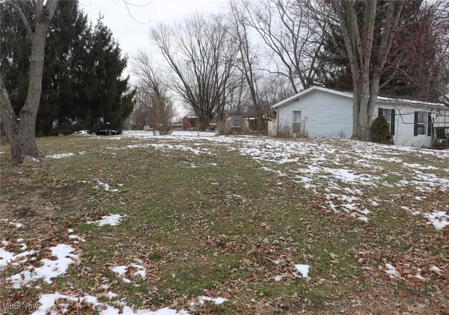 3rd image of 223 20th St Se, Massillon, OH 44646 | MLS# 5176524