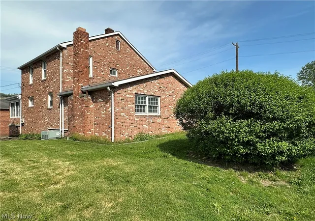 Homes for sale in Wellsburg, WV | 2023 Commerce St, Wellsburg, WV 26070 | MLS# 5176794