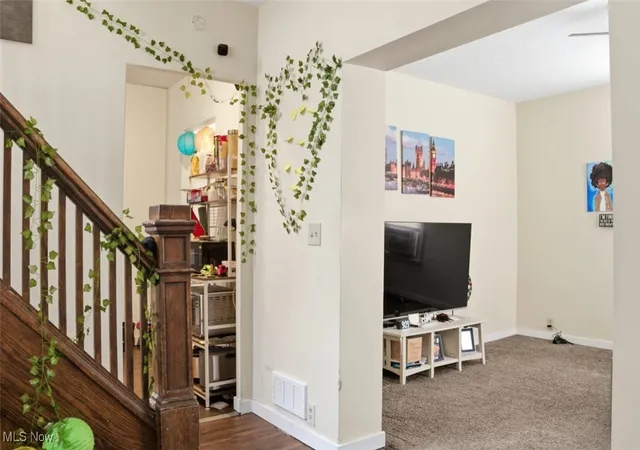Photo 2 of Single family home for sale at 4127 Southern Blvd, Youngstown, OH 44512 | MLS# 5177267 | Listing updated on 2026-08-03