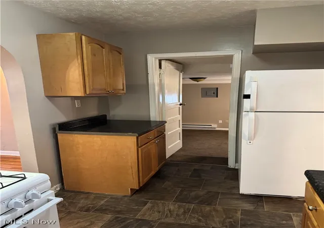 Photo 4 of Single family home for sale at 1222 E 360th Street, Eastlake, OH 44095 | MLS# 5178775 | Listing updated on 2026-08-22
