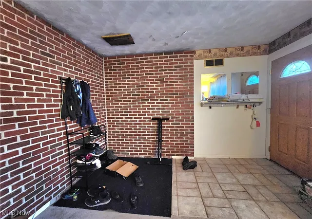 4th image of 6280 Virginia Rd, Nashport, OH 43830 | MLS# 5177682