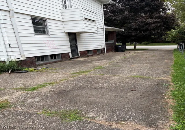 Photo 2 of Single family home for sale at 15313 Lake Shore Blvd, Cleveland, OH 44110 | MLS# 5179252 | Listing updated on 2026-08-24