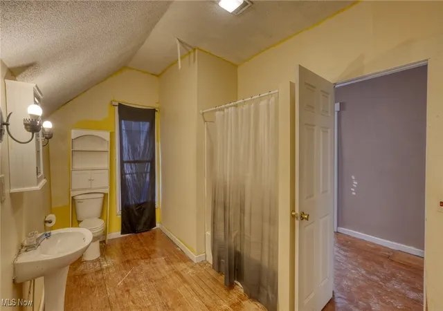 Homes for sale in Cambridge, OH | 615 Clark St, Cambridge, OH 43725 | MLS# 5179104