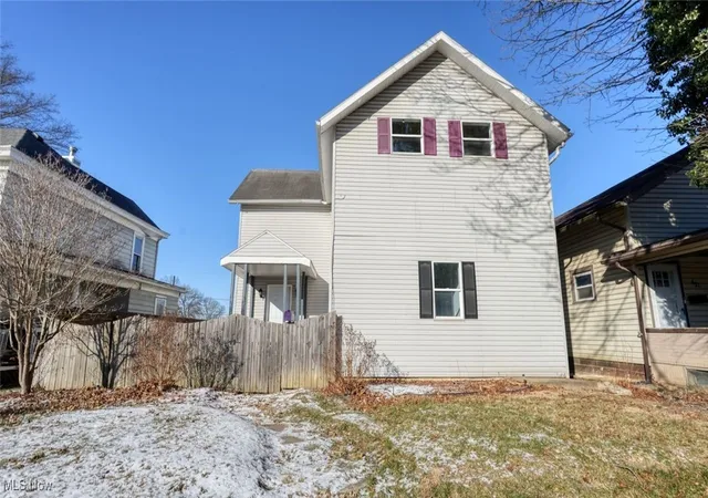 Homes for sale in Cambridge, OH | 615 Clark St, Cambridge, OH 43725 | MLS# 5179104