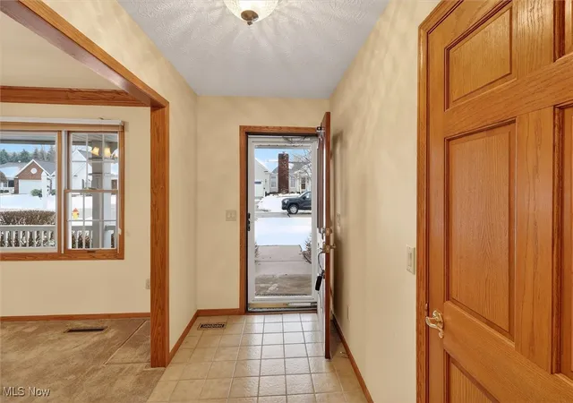 4th image of 9605 Lismore Ln, Mentor, OH 44060 | MLS# 5179917