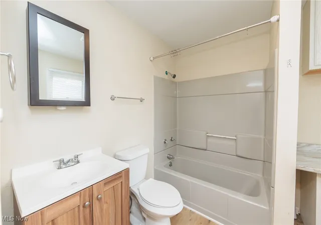 Photo 3 of Single family home for sale at 2440 E 32nd Street, Lorain, OH 44055 | MLS# 5180582 | Listing updated on 2026-09-25