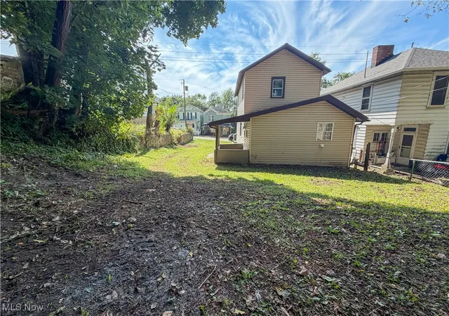 Homes for sale in East Liverpool, OH | 929 Bank St, East Liverpool, OH 43920 | MLS# 5180671