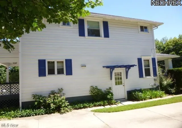 Photo 3 of Single family home for sale at 751 E Main St, Ravenna, OH 44266 | MLS# 5181116 | Listing updated on 2026-10-06