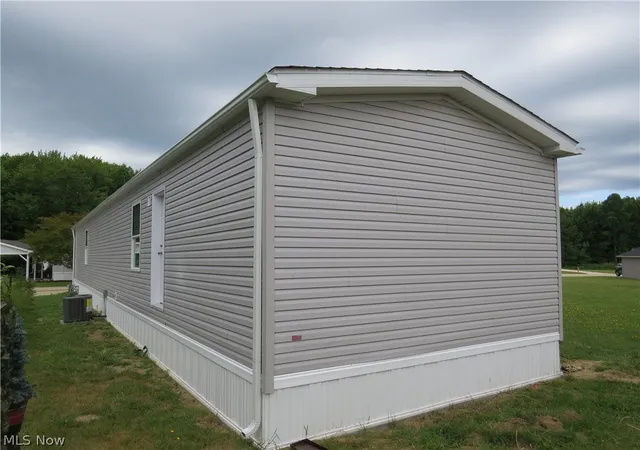 11th image of 2665 Eagle Point Dr, Madison, OH 44057 | MLS# 5181084