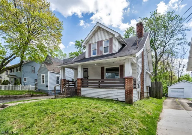 Photo 1 of Single family home for sale at 970 Hunt St, Akron, OH 44306 | MLS# 5176908 | Listing updated on 2026-07-02