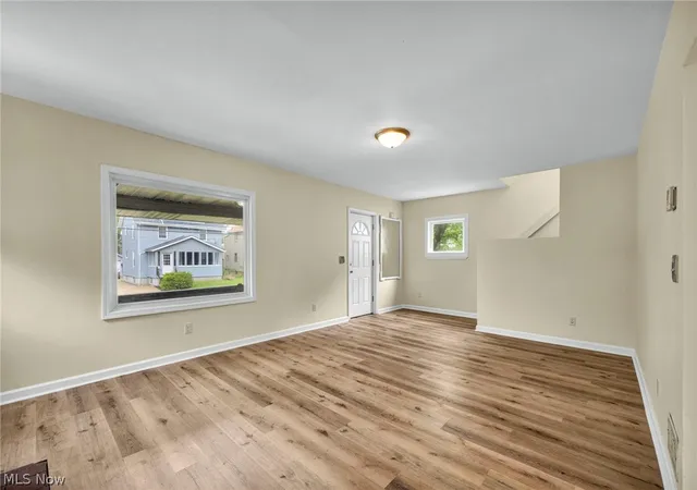Photo 3 of Single family home for sale at 970 Hunt St, Akron, OH 44306 | MLS# 5176908 | Listing updated on 2026-07-02