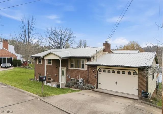 Photo 3 of Sale Pending at 20 Mustang Acres, Parkersburg, WV 26104 | MLS# 5182560 | Listing updated on 2026-07-08