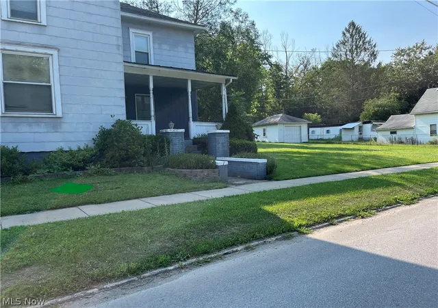 2nd image of 329 S Market St, Amsterdam, OH 43903 | MLS# 5182514