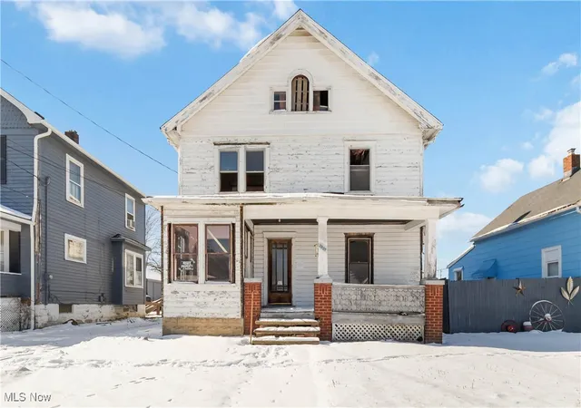 Homes for sale in Lorain, OH | 2910 Caroline Ave, Lorain, OH 44055 | MLS# 5182402