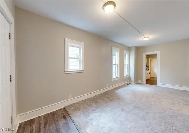 Homes for sale in Cleveland, OH | 3201 Saratoga Ave, Cleveland, OH 44109 | MLS# 5183101