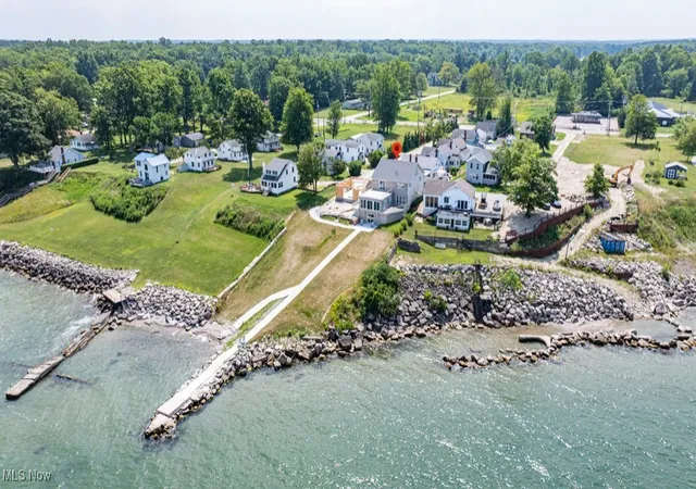 4th image of 7 Ninevah Beach Dr, Ashtabula, OH 44004 | MLS# 5183184
