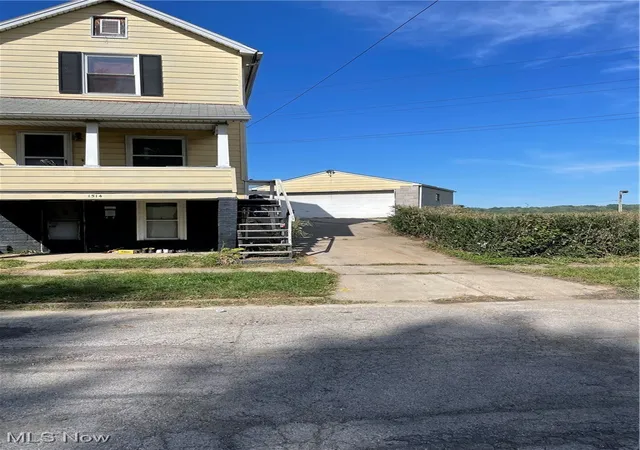 Homes for sale in Youngstown, OH | 1514 Midland Ave, Youngstown, OH 44509 | MLS# 5183197