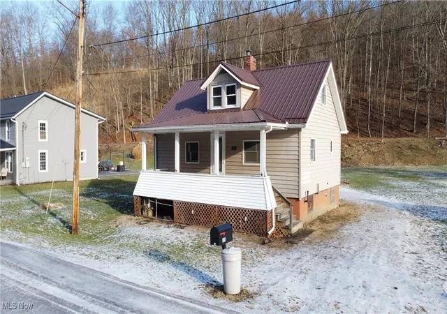 Homes for sale in Adena, OH | 33 Hill, Adena, OH 43901 | MLS# 5183237