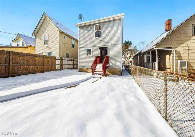 Homes for sale in Cleveland, OH | 3143 W 71st St, Cleveland, OH 44102 | MLS# 5176593