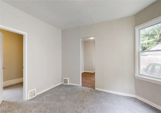 Homes for sale in Cleveland, OH | 3200 W 94Th St, Cleveland, OH 44102 | MLS# 5179540