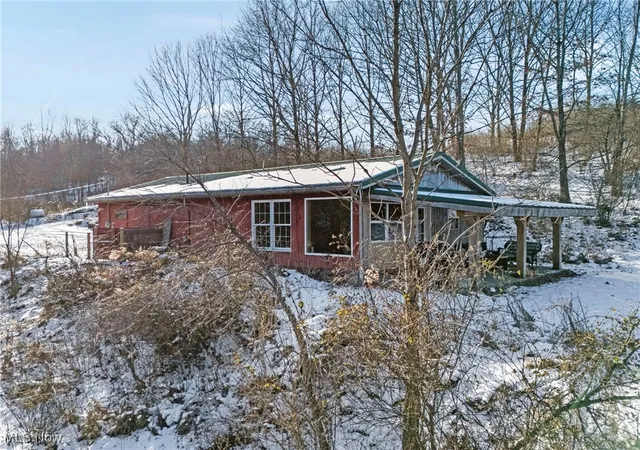 Homes for sale in Port Washington, OH | 15216 Grove Rd Se, Port Washington, OH 43837 | MLS# 5183255