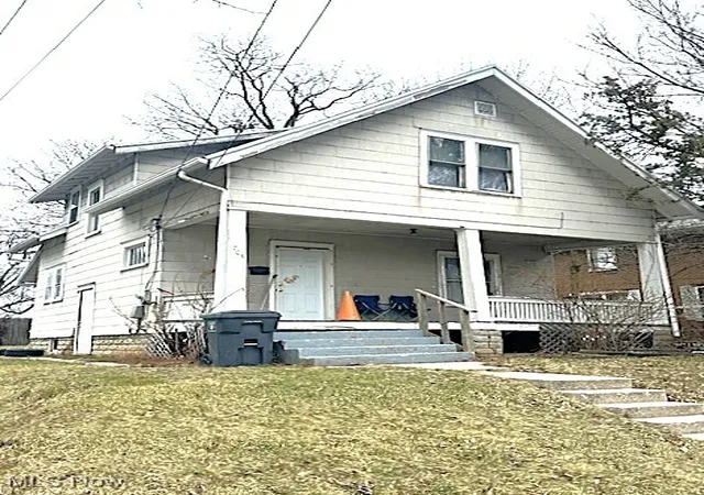 1st image of 703 N Collett St, Lima, OH 45805 | MLS# 5183894