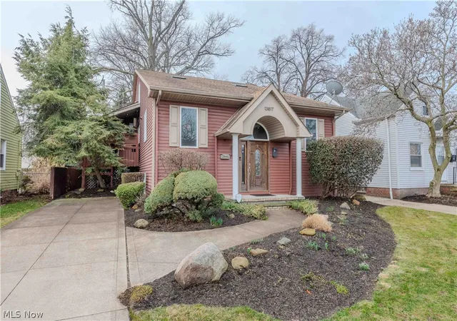 Homes for sale in Lakewood, OH | 13817 Lakewood Heights Blvd, Lakewood, OH 44107 | MLS# 5182784