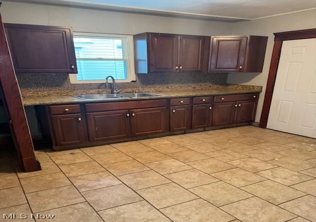 Homes for sale in Cleveland, OH | 3335 W 95Th St, Cleveland, OH 44102 | MLS# 5184106