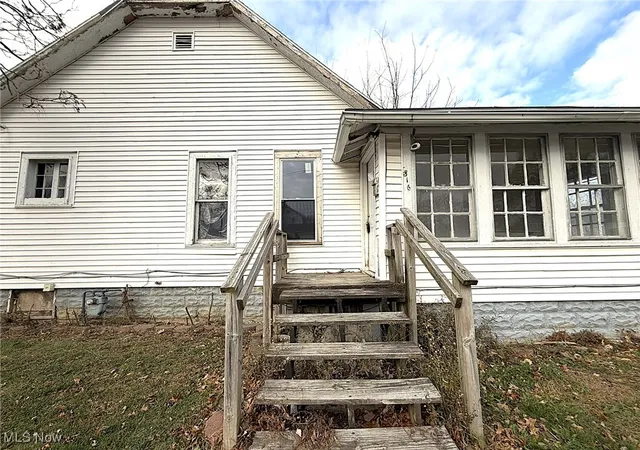 1st image of 316 Ewing Ave, Lima, OH 45801 | MLS# 5184358
