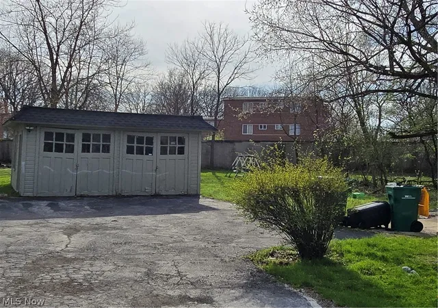 Homes for sale in Maple Heights, OH | 14510 Granger Rd, Maple Heights, OH 44137 | MLS# 5184629