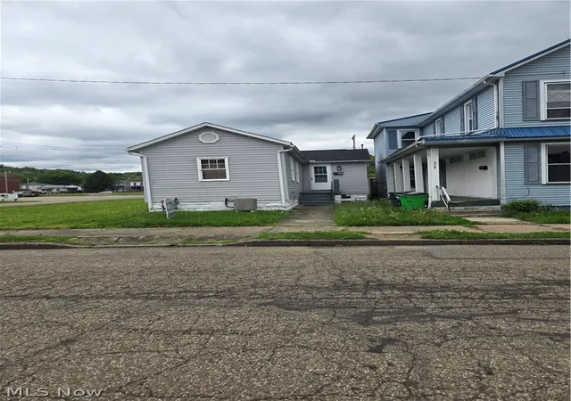 Homes for sale in Dennison, OH | 318 Bank St, Dennison, OH 44621 | MLS# 5184847