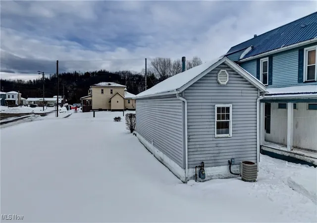 5th image of 318 Bank St, Dennison, OH 44621 | MLS# 5184847