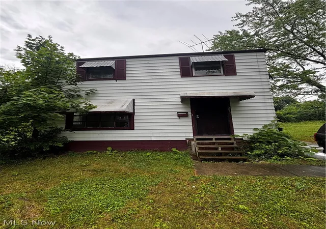 Homes for sale in Cleveland, OH | 3833 E 144th St, Cleveland, OH 44128 | MLS# 5185075