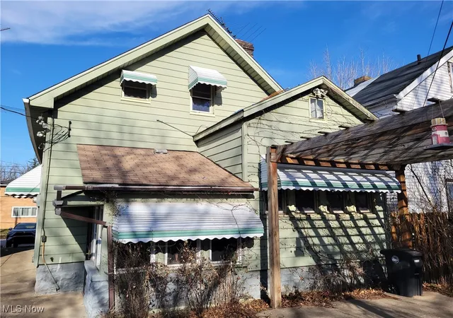Homes for sale in Cleveland, OH | 16918 Grovewood Ave, Cleveland, OH 44110 | MLS# 5185159