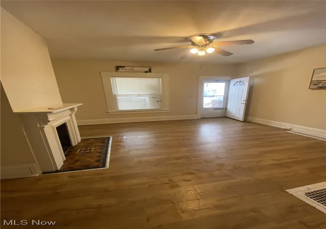 image of 3322 Daisy Ave, Cleveland, OH 44109 | MLS# 5185147