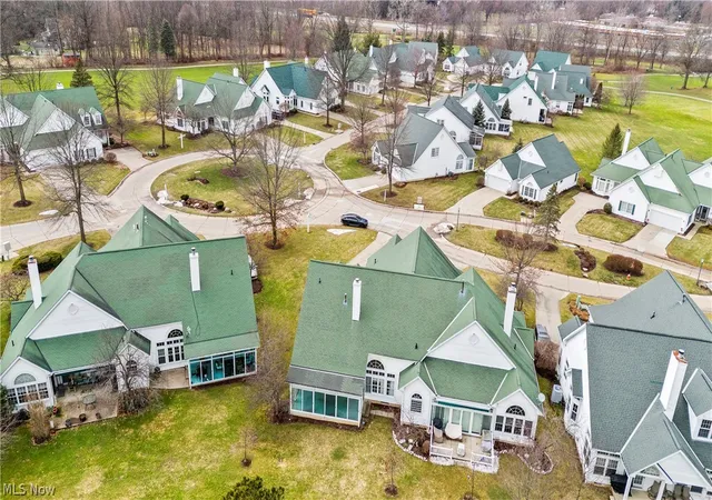 Photo 3 of Sale Pending at 25 Golf View Ln, North Olmsted, OH 44070 | MLS# 5185157 | Listing updated on 2026-08-26