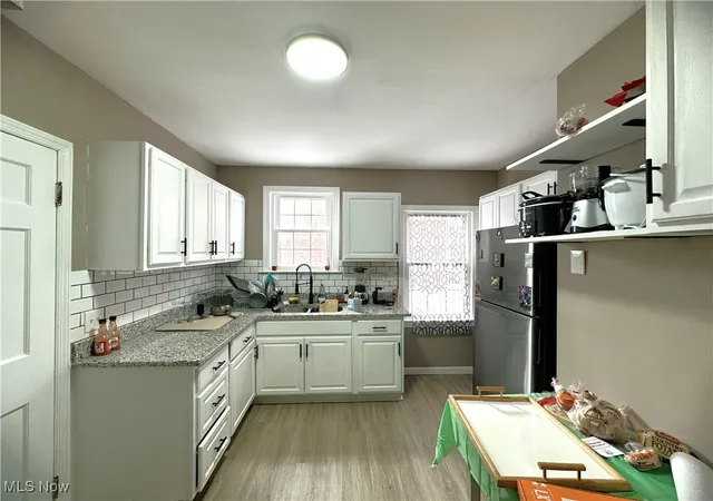 3rd image of 3613 Lynnfield Rd, Shaker Heights, OH 44122 | MLS# 5185404