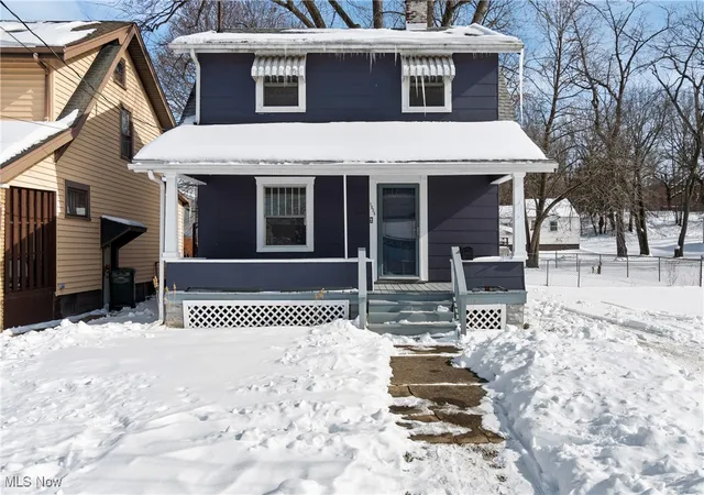 1st image of 1824 Root Ave Ne, Canton, OH 44705 | MLS# 5184832