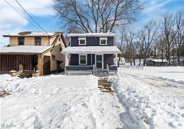 2nd image of 1824 Root Ave Ne, Canton, OH 44705 | MLS# 5184832